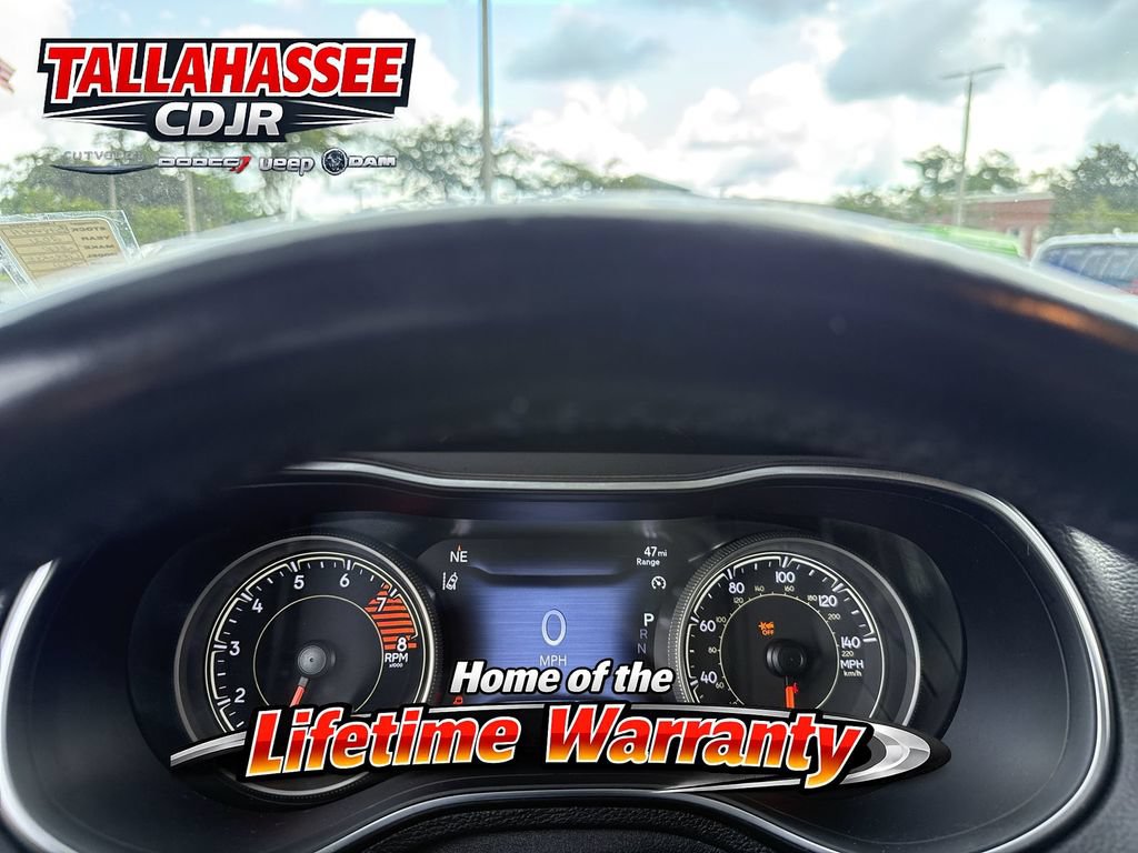 Used 2021 Jeep Cherokee Trailhawk w/ Sun, Sound & Nav Group AWD/4WD image 18