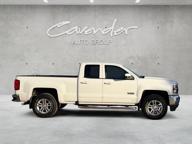Used 2019 Chevrolet Silverado 1500 LT w/ Texas Edition image 17