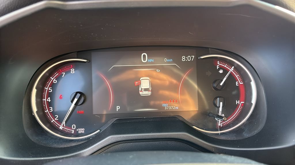 Used 2025 Toyota RAV4 LE AWD/4WD image 14