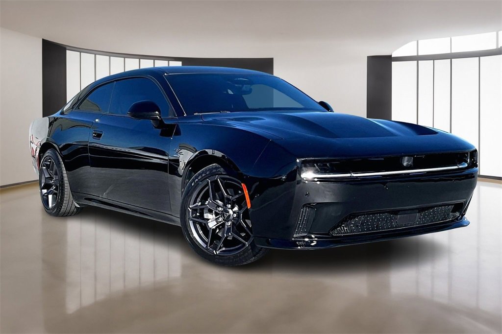 Used 2024 Dodge Charger R/T w/ Plus Group image 3