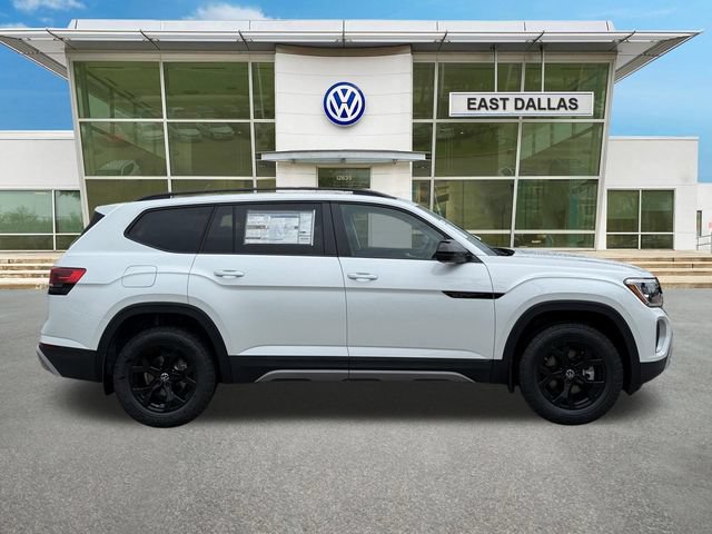 New 2026 Volkswagen Atlas Peak Edition AWD/4WD image 2