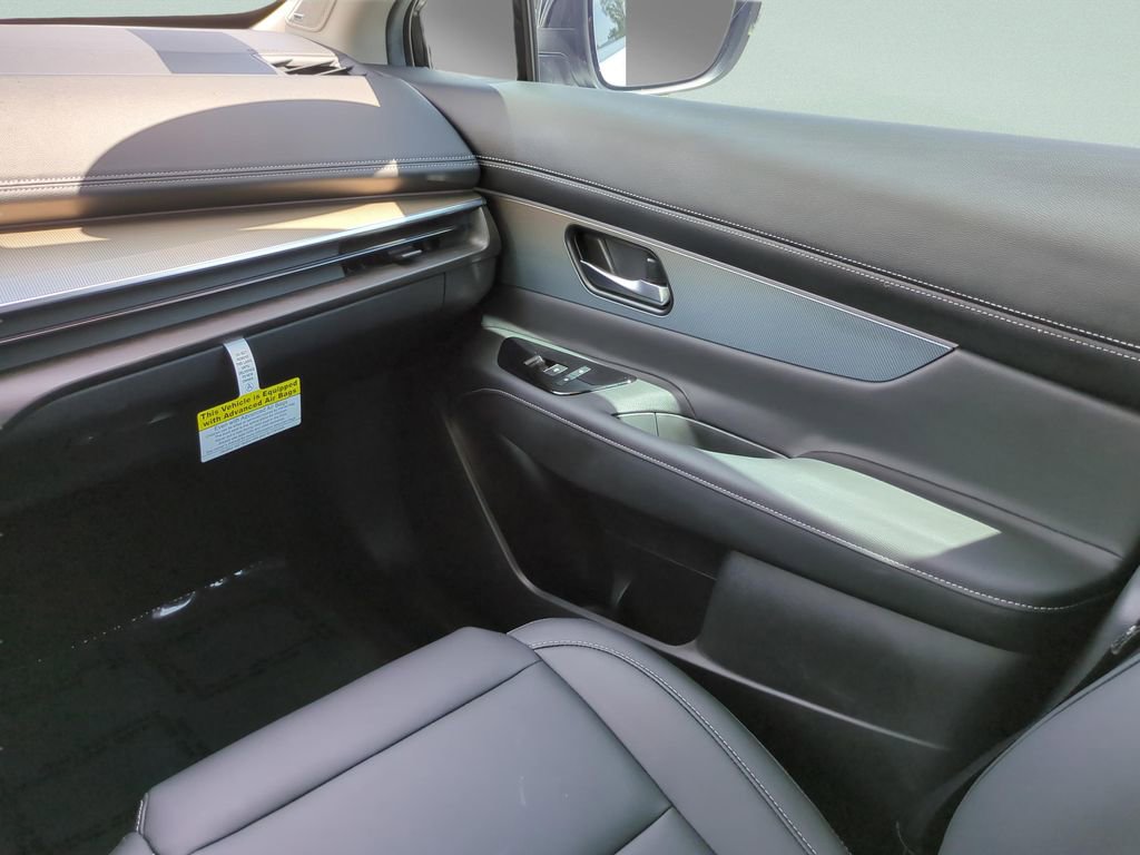 Certified 2025 Nissan Murano SL image 14