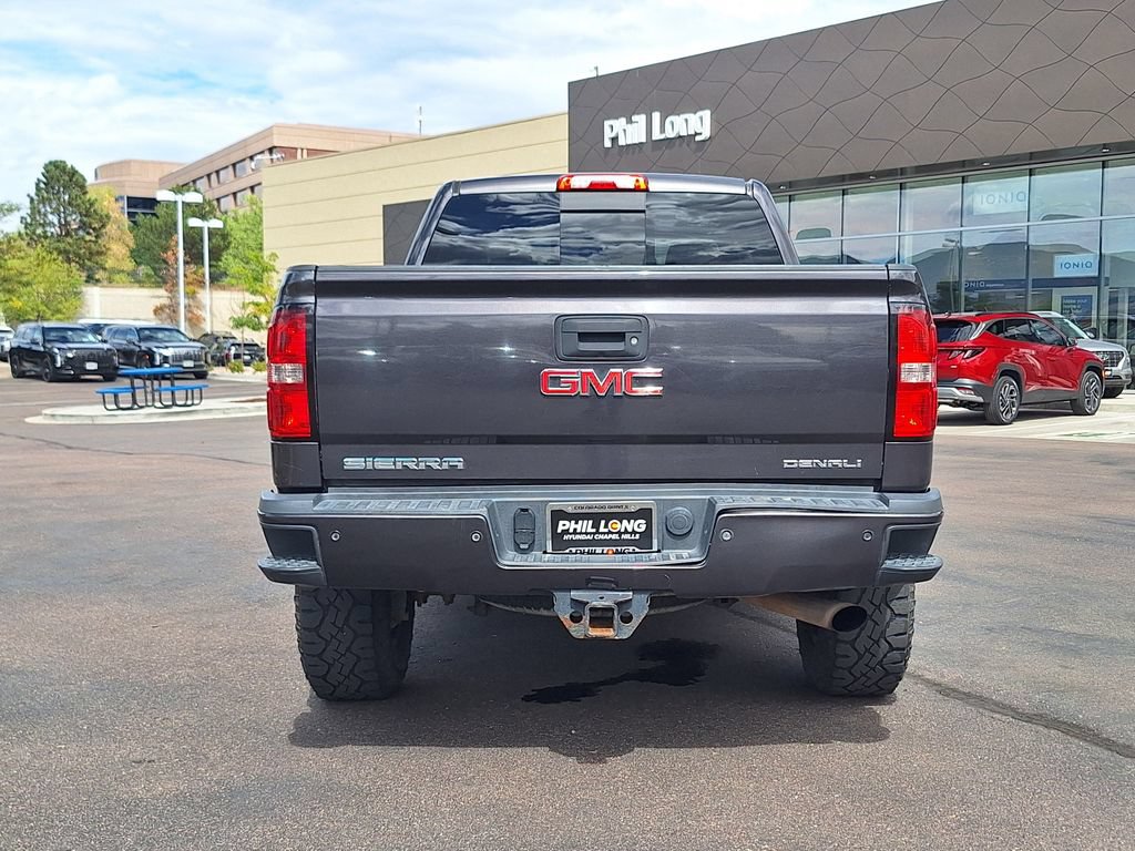 Used 2015 GMC Sierra 3500 Denali w/ Driver Alert Package AWD/4WD image 4