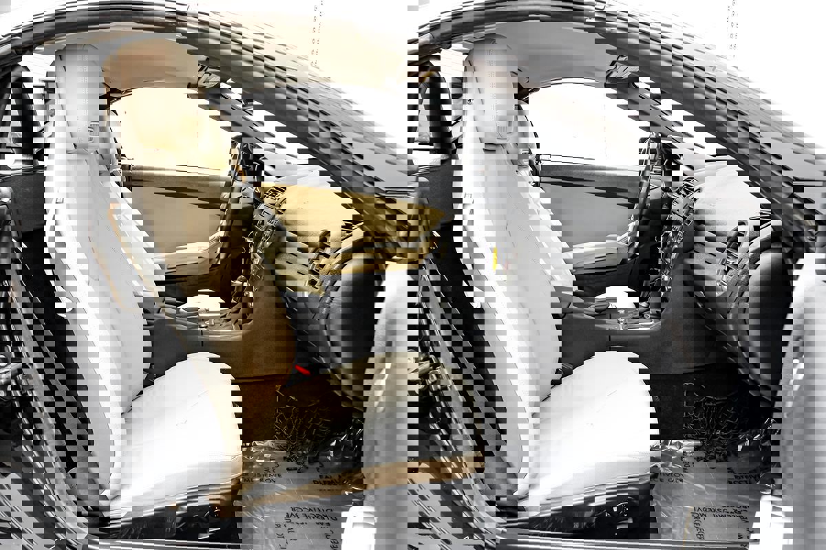 Used 2011 Mercedes-Benz SLK 300 image 30