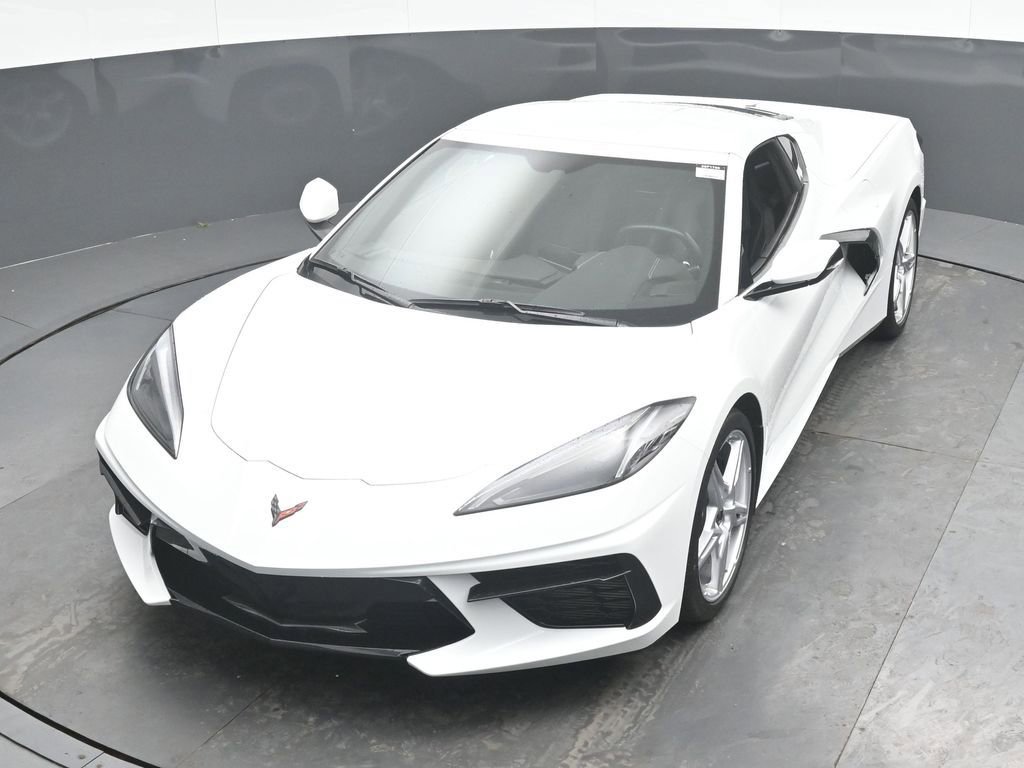 Used 2022 Chevrolet Corvette Stingray Coupe w/ 1LT RWD image 35
