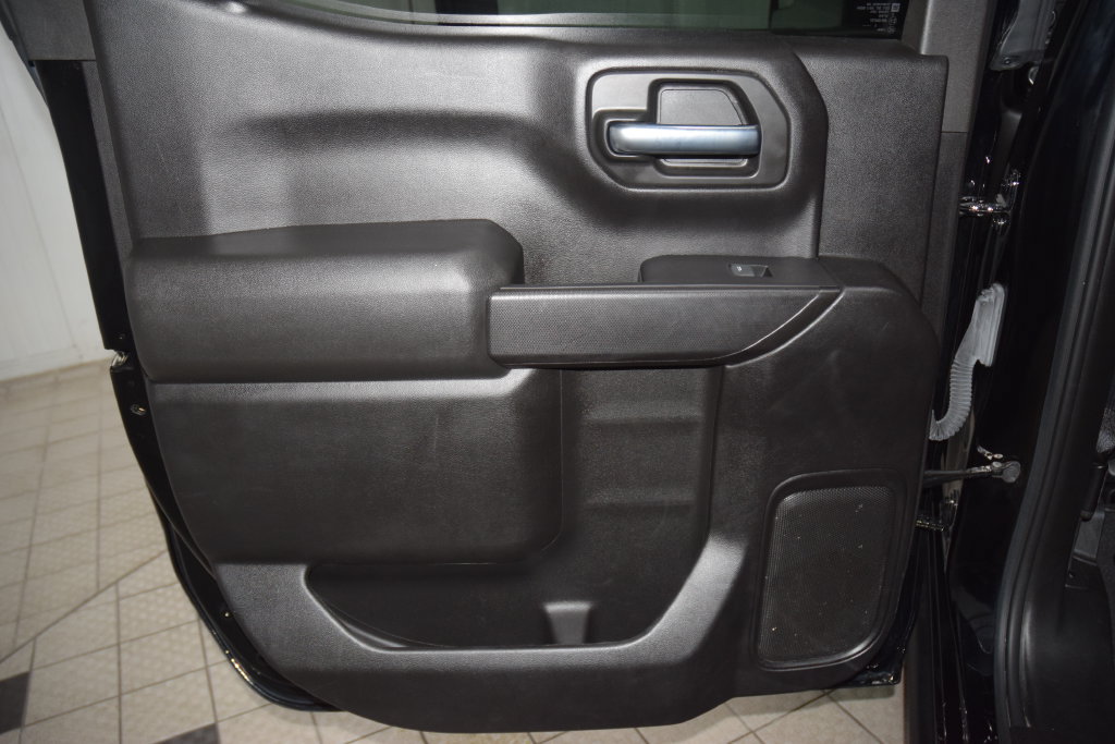 Used 2022 Chevrolet Silverado 1500 Custom AWD/4WD image 43
