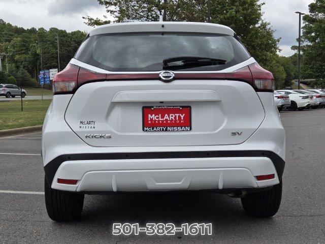 Used 2021 Nissan Kicks SV FWD image 4