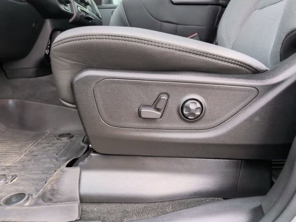 Used 2021 RAM 1500 Big Horn AWD/4WD image 23