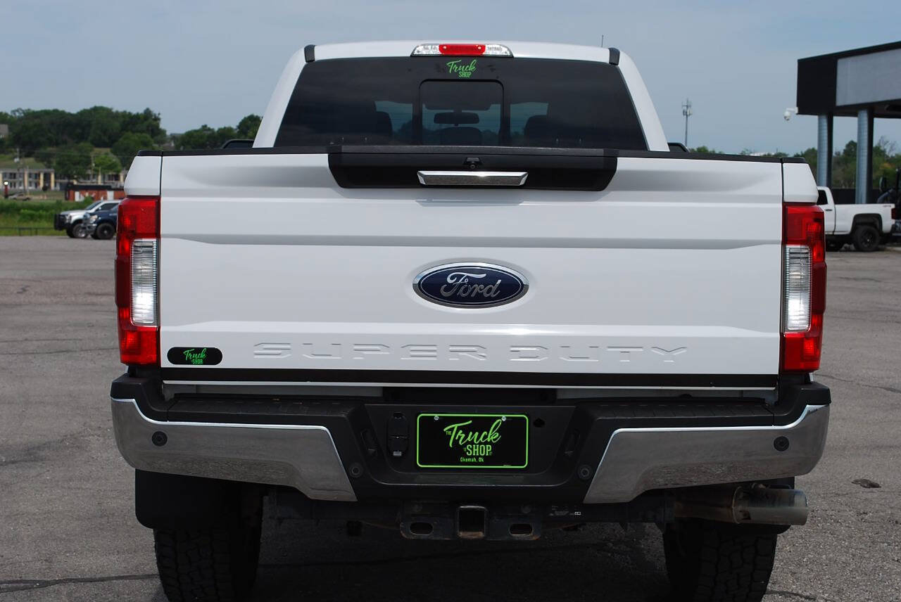 Used 2019 Ford F250 XLT w/ XLT Premium Package AWD/4WD image 5