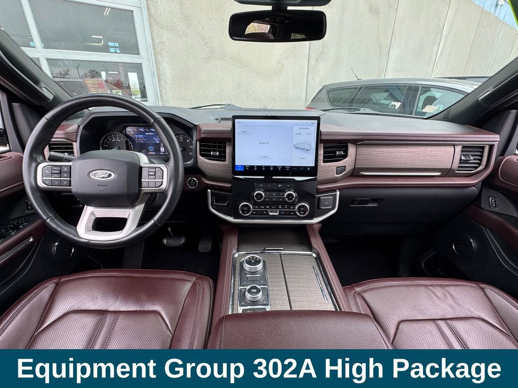 Used 2024 Ford Expedition Limited image 6