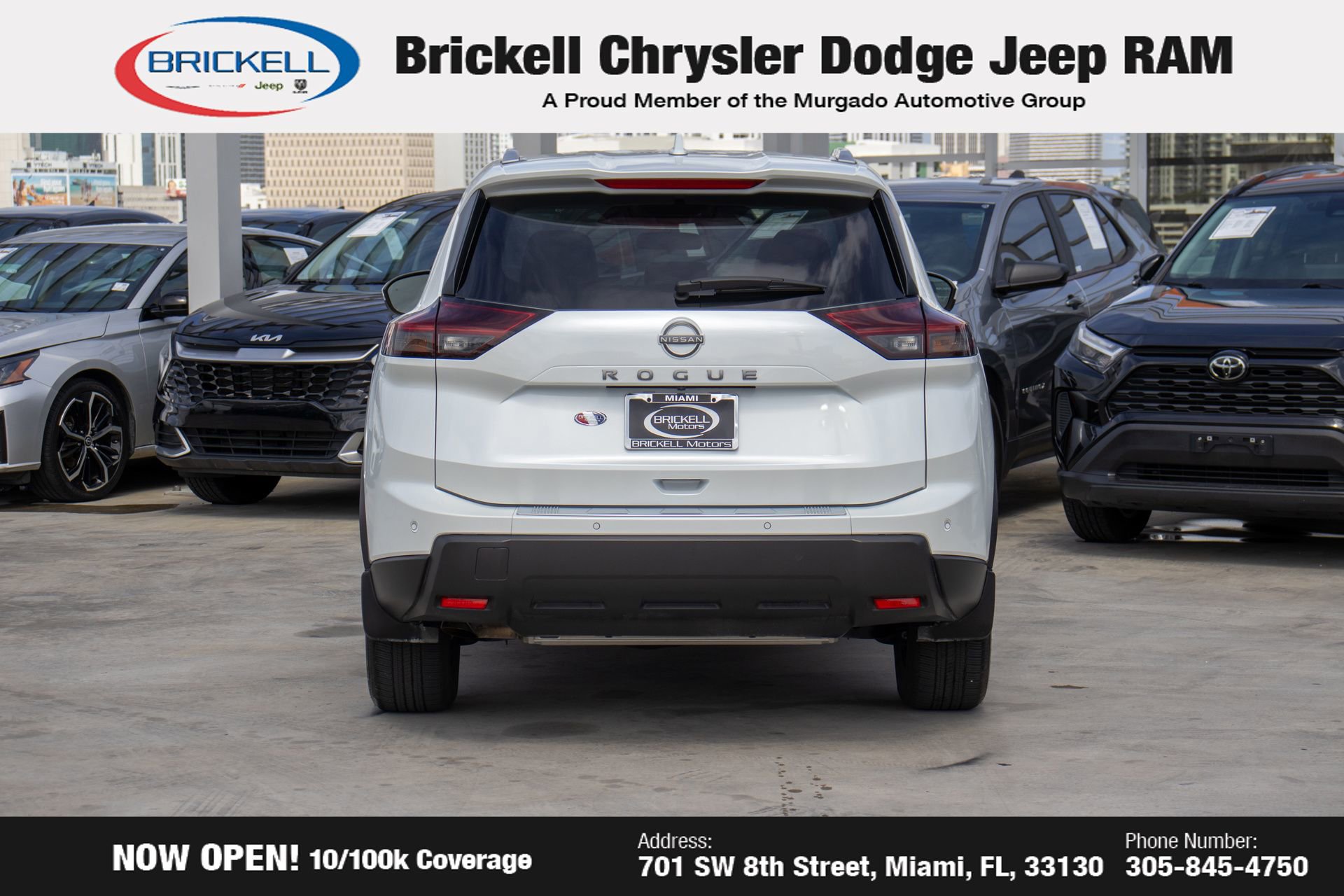 Used 2025 Nissan Rogue SV w/ SV Premium Package image 6