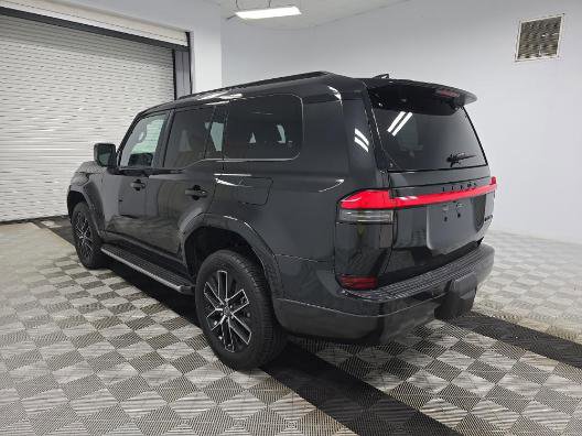 Used 2026 Lexus GX 550 550 Premium+ w/ Cold Area Package image 4