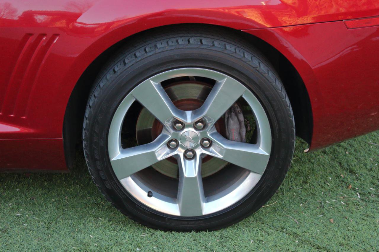 Used 2012 Chevrolet Camaro SS w/ RS Package image 30