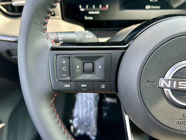 New 2026 Nissan Kicks SR w/ Cold Weather Package image 15