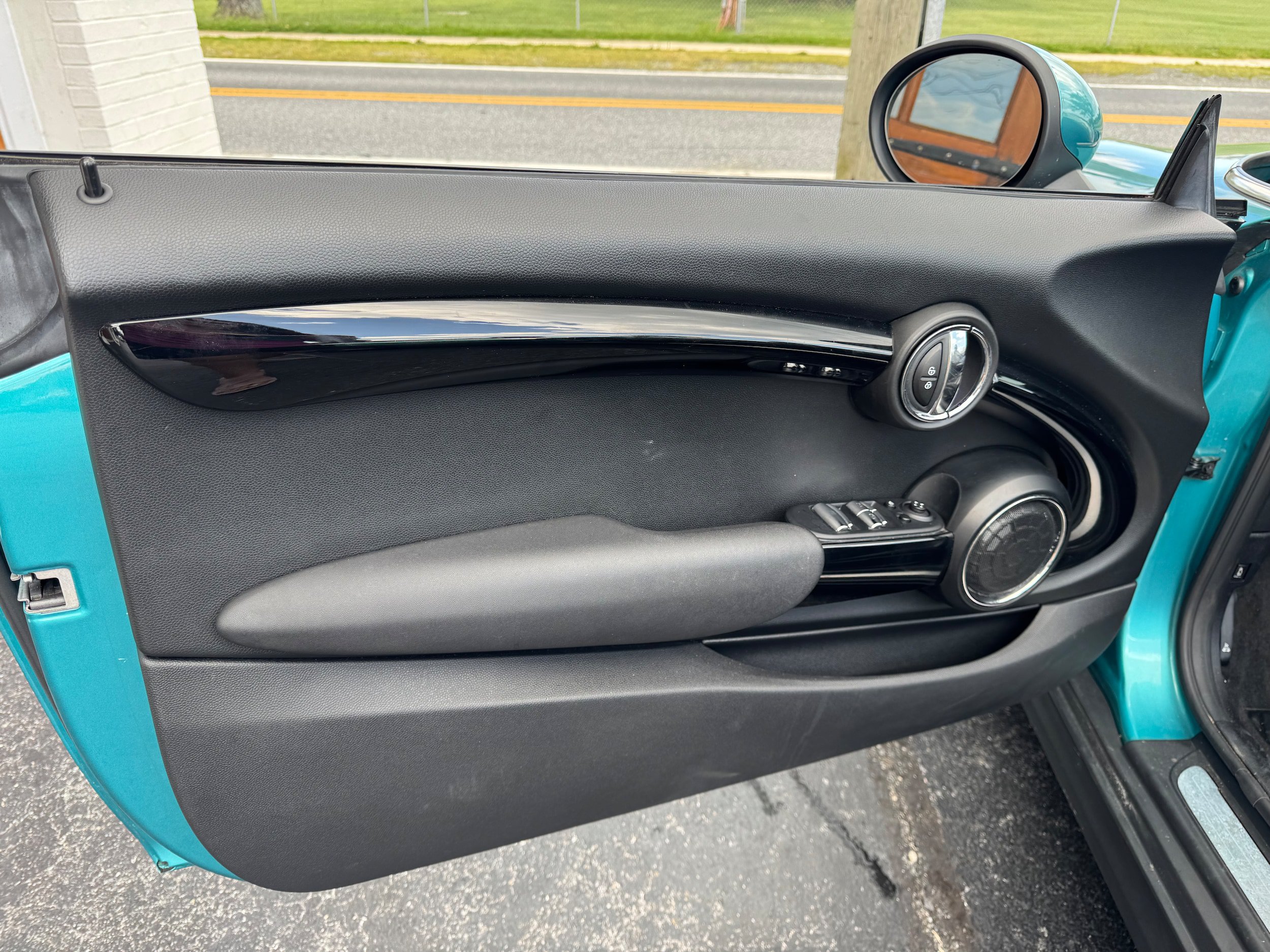 Used 2016 MINI Cooper S FWD image 7