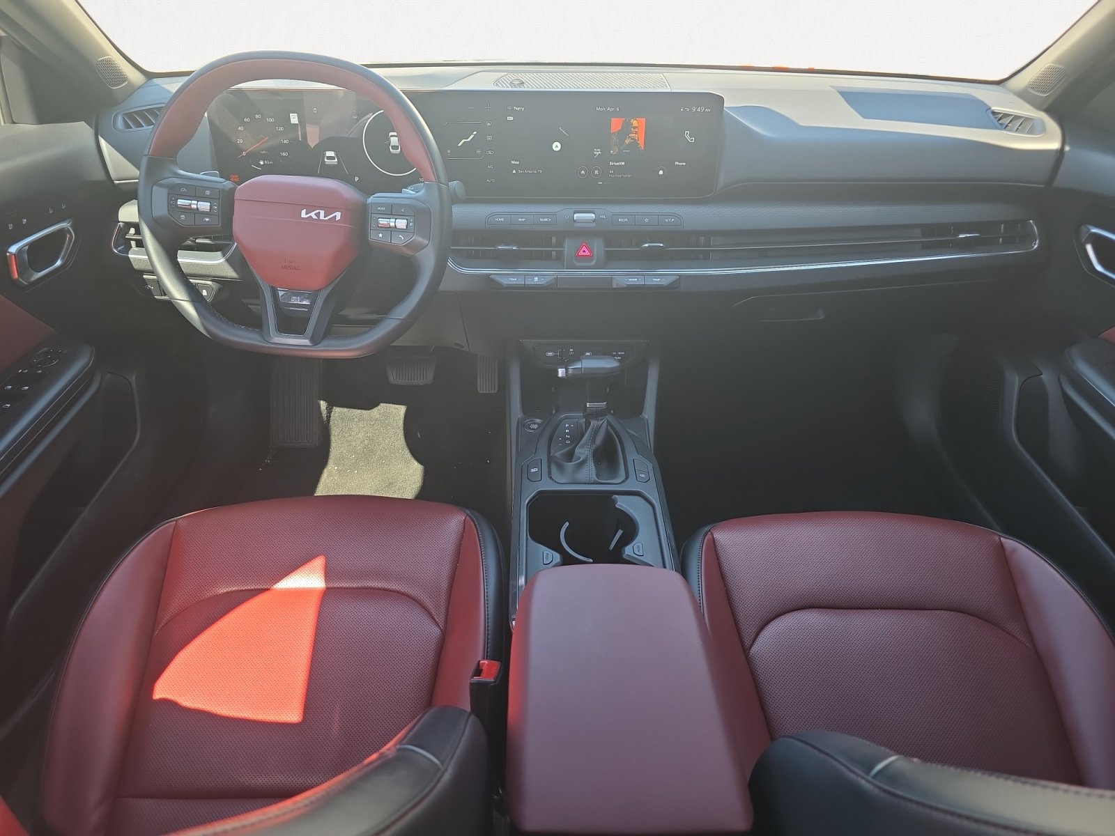 Certified 2025 Kia K4 GT-Line w/ GT-Line Premium Package image 2