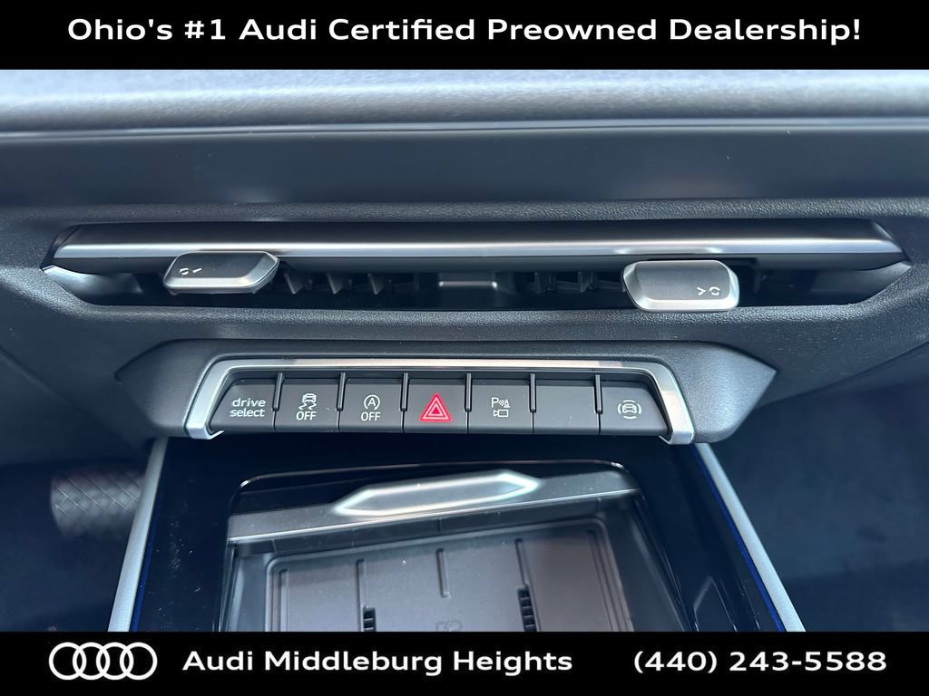 Used 2026 Audi Q3 quattro 2.0T w/ Technology Package AWD/4WD image 28
