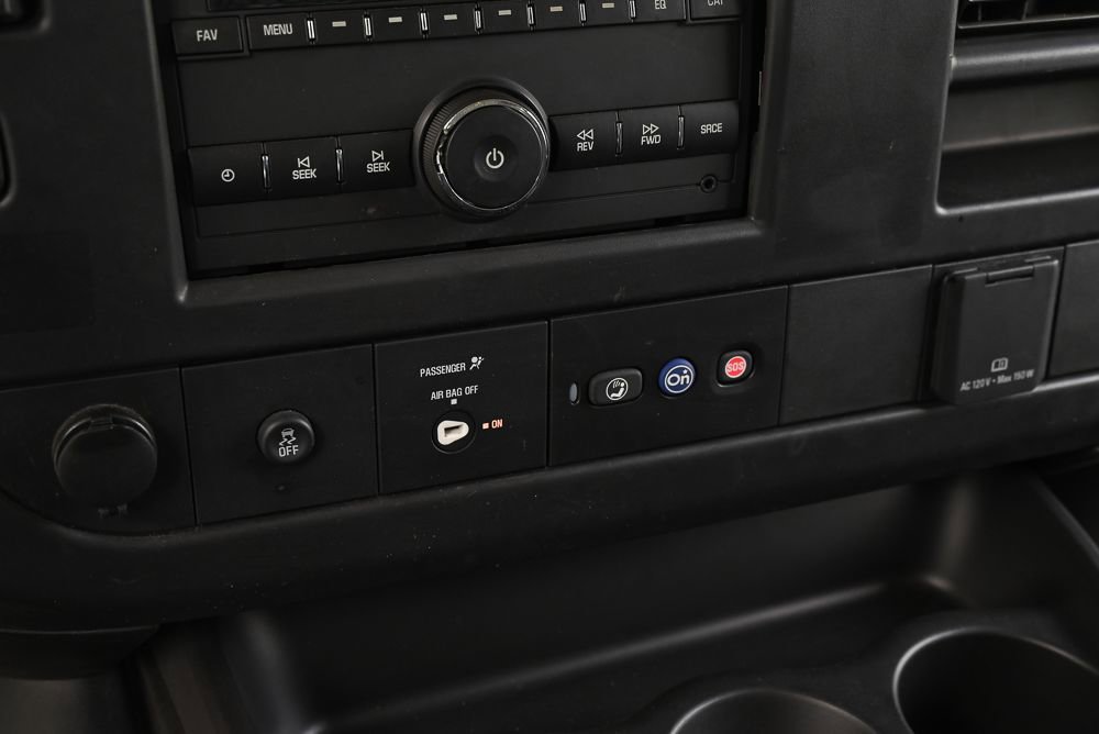 Used 2024 GMC Savana 2500 w/ Driver Convenience Package image 22