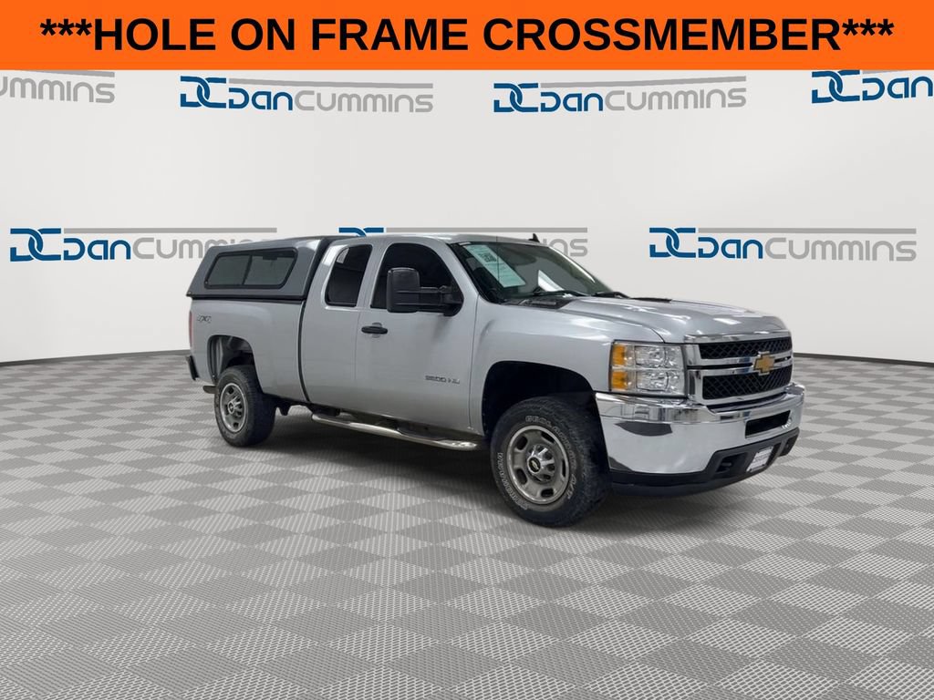 Used 2013 Chevrolet Silverado 2500 W/T AWD/4WD image 2