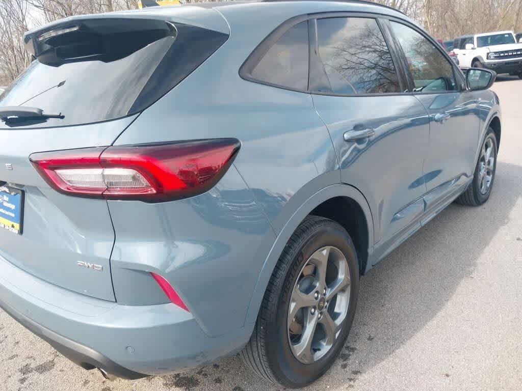 Certified 2023 Ford Escape ST-Line w/ Tech Pack #1 AWD/4WD image 20