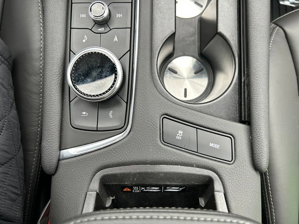 Used 2025 Cadillac XT5 Premium Luxury w/ LPO, Floor Liner Package image 32