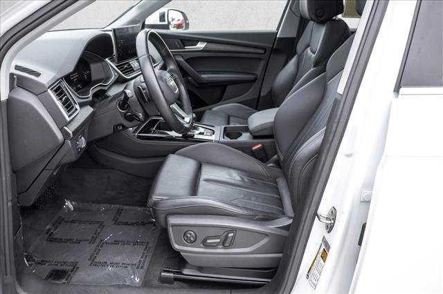 Used 2024 Audi Q5 2.0T Premium Plus AWD/4WD image 12