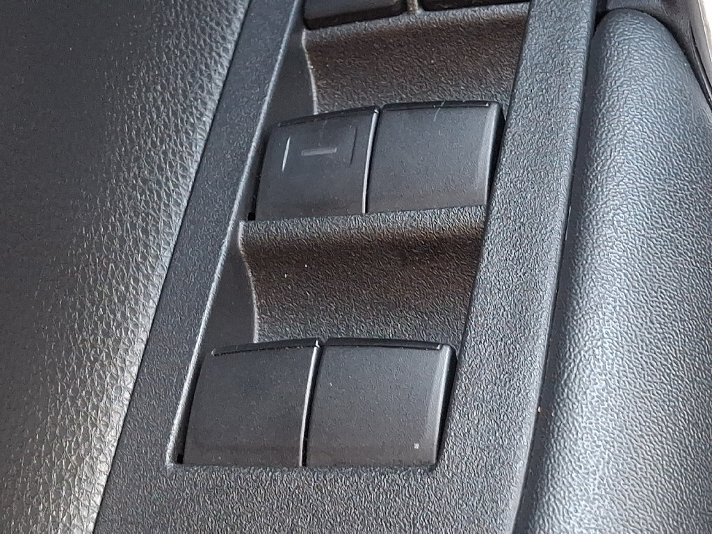 Certified 2026 Toyota Corolla Cross L AWD/4WD image 31
