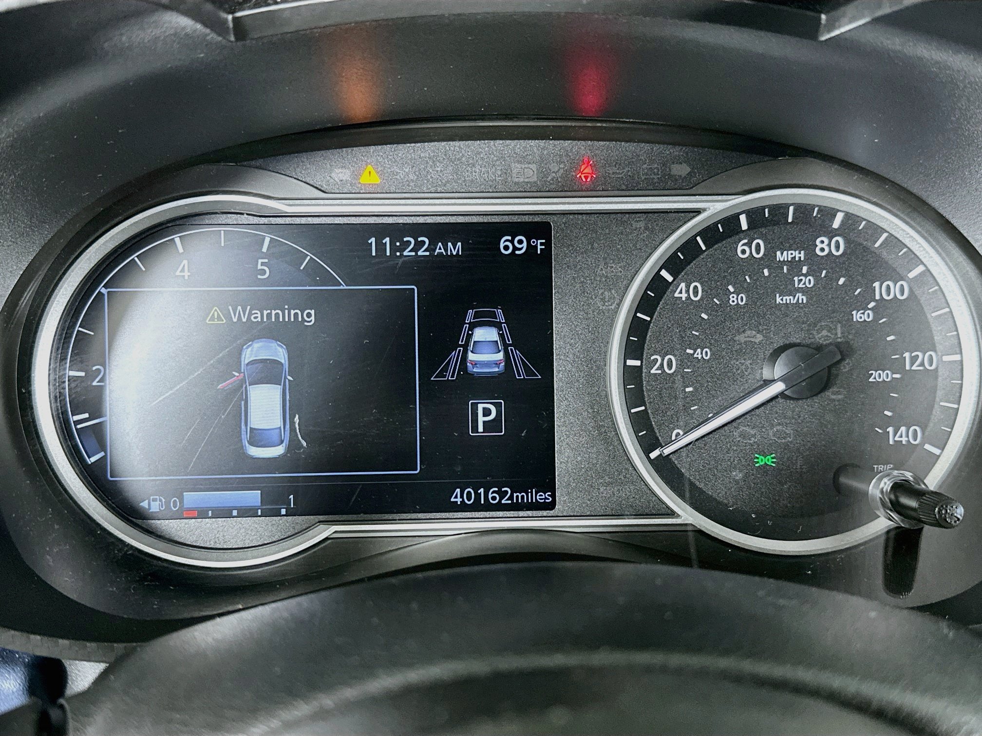 Used 2025 Nissan Versa SV FWD image 19