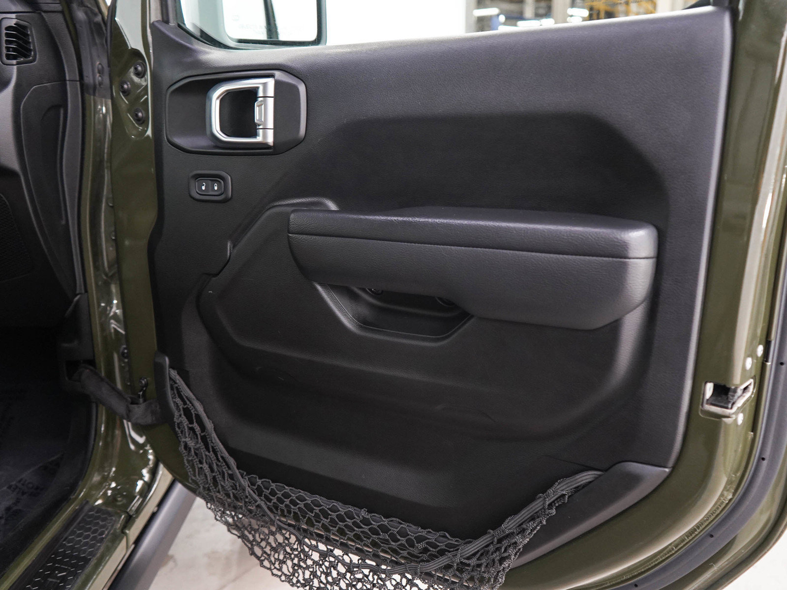 Used 2022 Jeep Wrangler Unlimited Sport AWD/4WD image 9