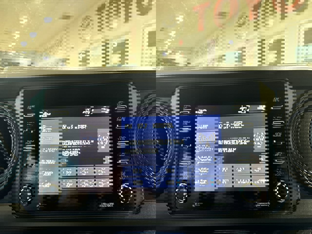 Certified 2023 Toyota Tacoma SR5 image 17