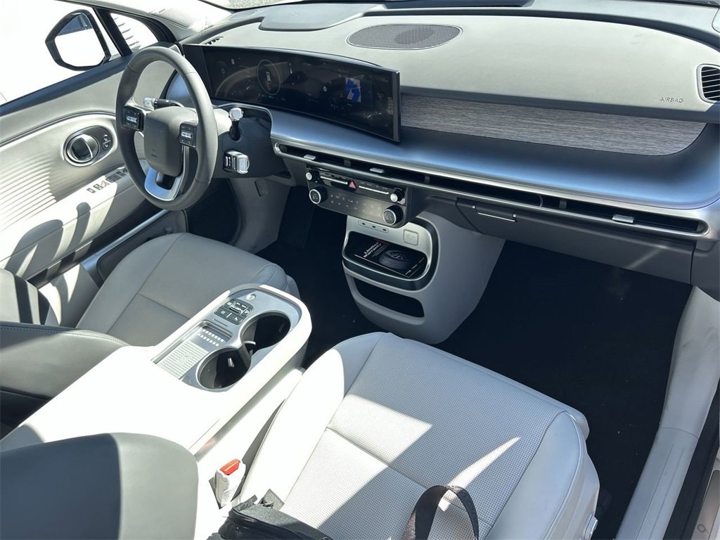 New 2026 Hyundai Ioniq 9 Limited image 18