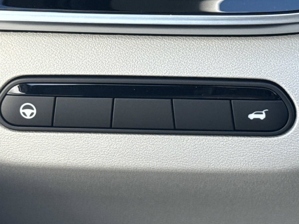 New 2027 INFINITI QX60 Luxe w/ Cargo Package AWD/4WD image 13