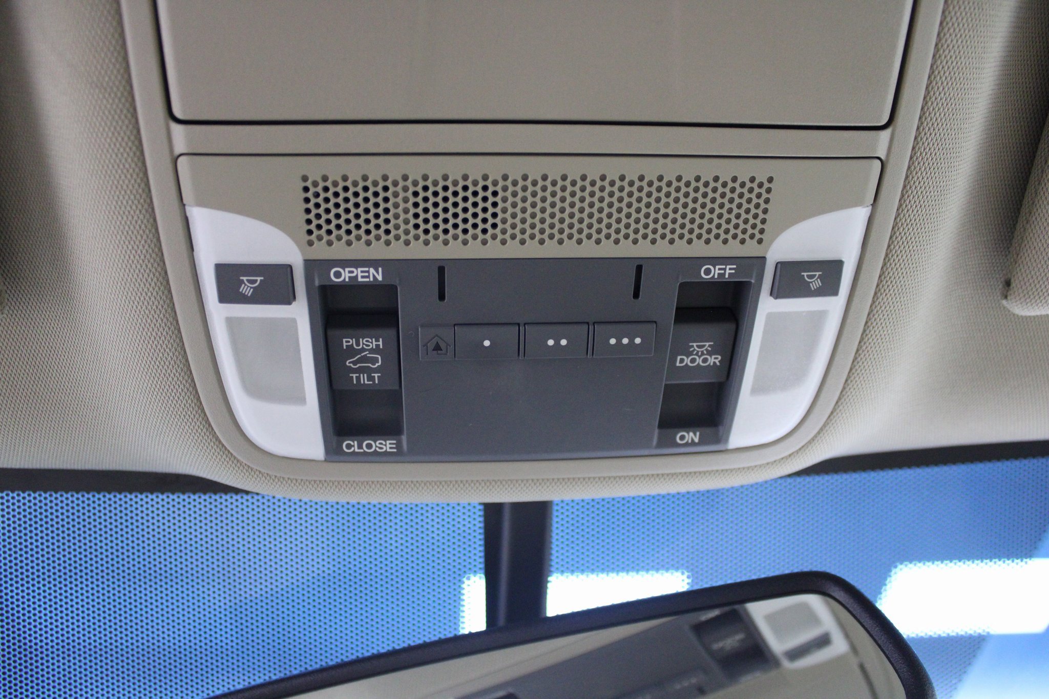 Used 2017 Acura RDX FWD image 35