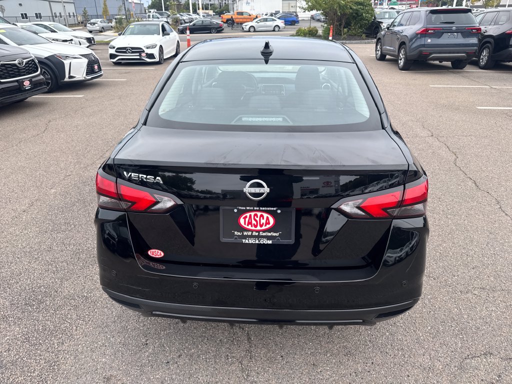 Used 2025 Nissan Versa SV FWD image 6
