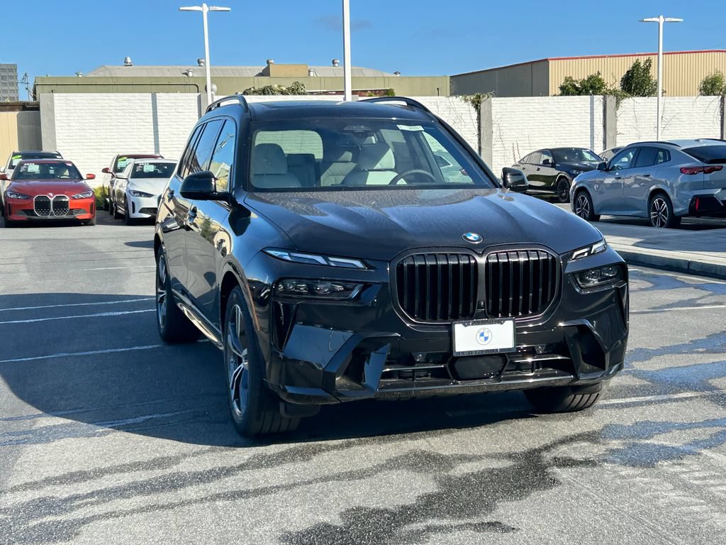 New 2027 BMW X7 xDrive40i w/ M Sport Package AWD/4WD image 7