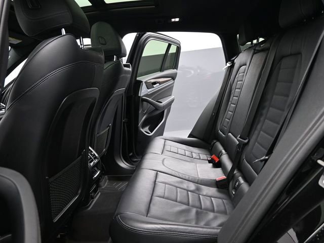 Used 2019 BMW X4 xDrive30i w/ Driving Assistance Package image 18