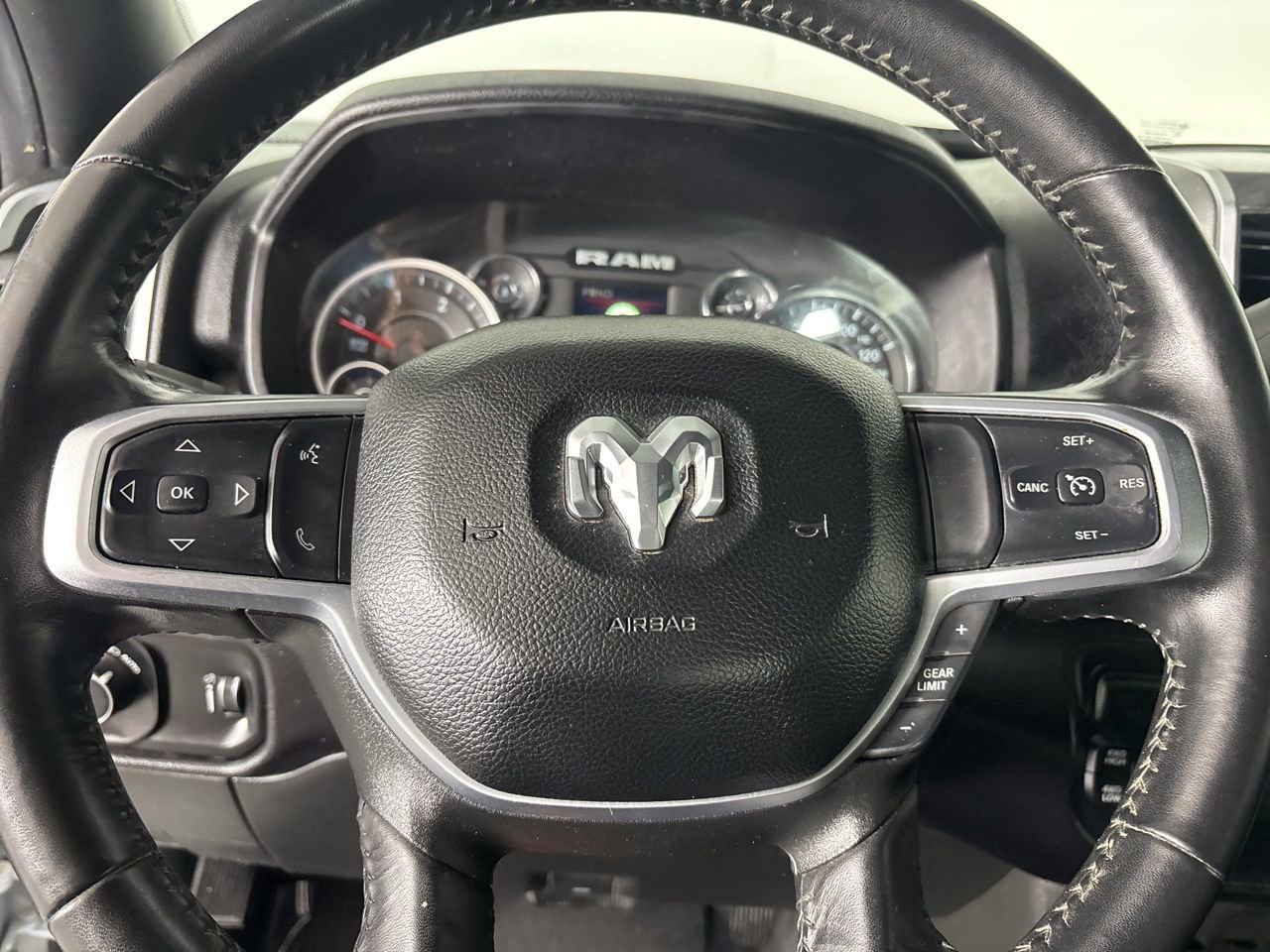 Used 2024 RAM 3500 Big Horn image 12