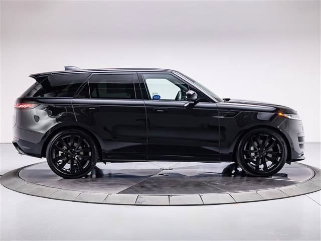 New 2027 Land Rover Range Rover Sport Dynamic SE AWD/4WD image 6