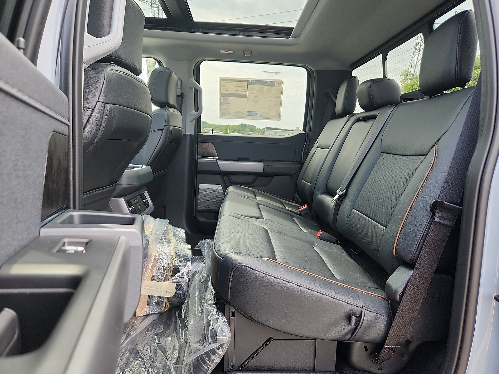 New 2026 Ford F250 Lariat w/ Tremor Off-Road Package AWD/4WD image 6