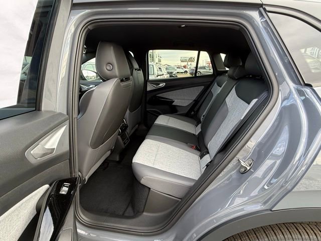 New 2025 Volkswagen ID.4 Pro AWD/4WD image 8