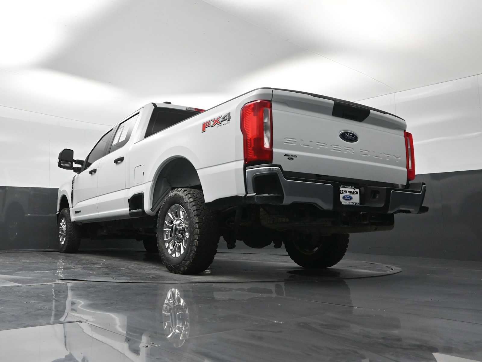 Used 2023 Ford F250 XL w/ FX4 Off-Road Package image 34