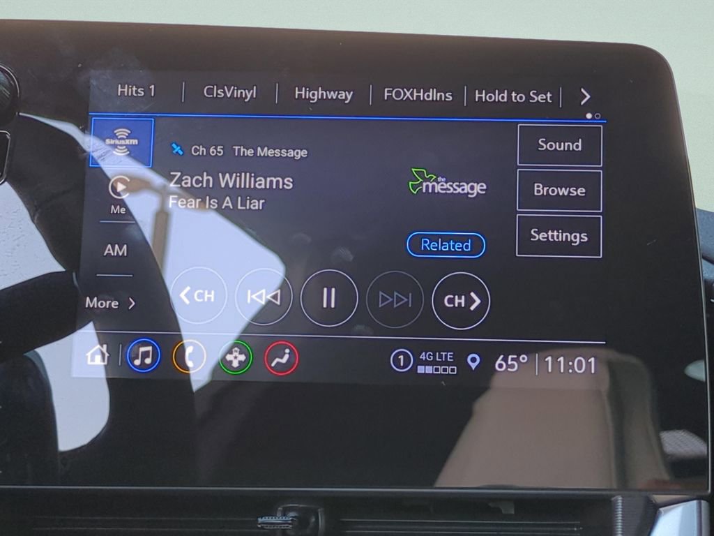 Used 2023 Chevrolet Corvette Stingray Coupe w/ 1LT image 15