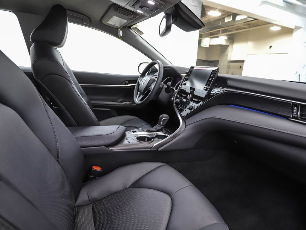 Used 2024 Toyota Camry XLE w/ Cold Weather Package image 29