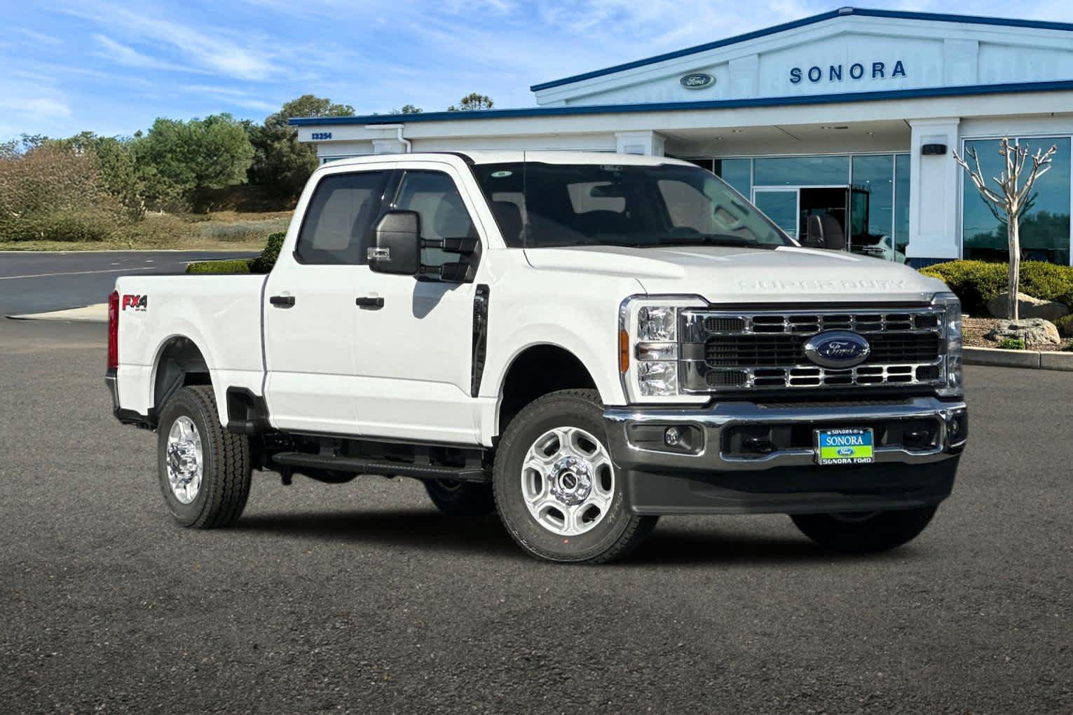 New 2026 Ford F250 XLT w/ FX4 Off-Road Package AWD/4WD video 2