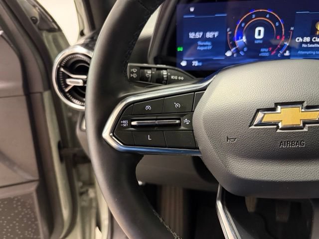 Used 2025 Chevrolet Equinox LT w/ Convenience Package II FWD image 16
