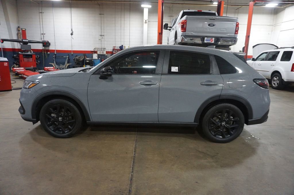 Used 2023 Honda HR-V Sport image 16