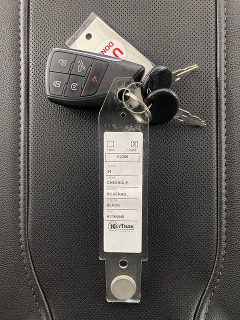 Certified 2024 Chevrolet Silverado 1500 LTZ w/ LTZ Premium Package image 31