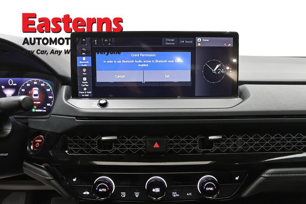 Used 2025 Honda Accord EX-L image 12