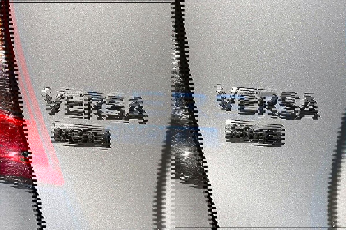 Used 2015 Nissan Versa Note SV w/ SV Convenience Package image 8