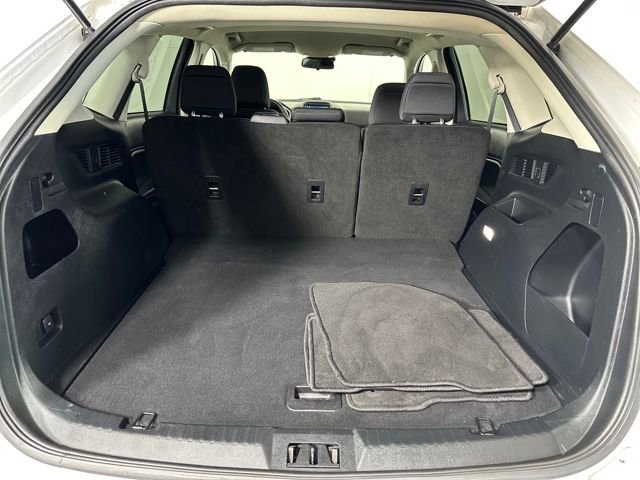 Used 2021 Ford Edge SE image 26